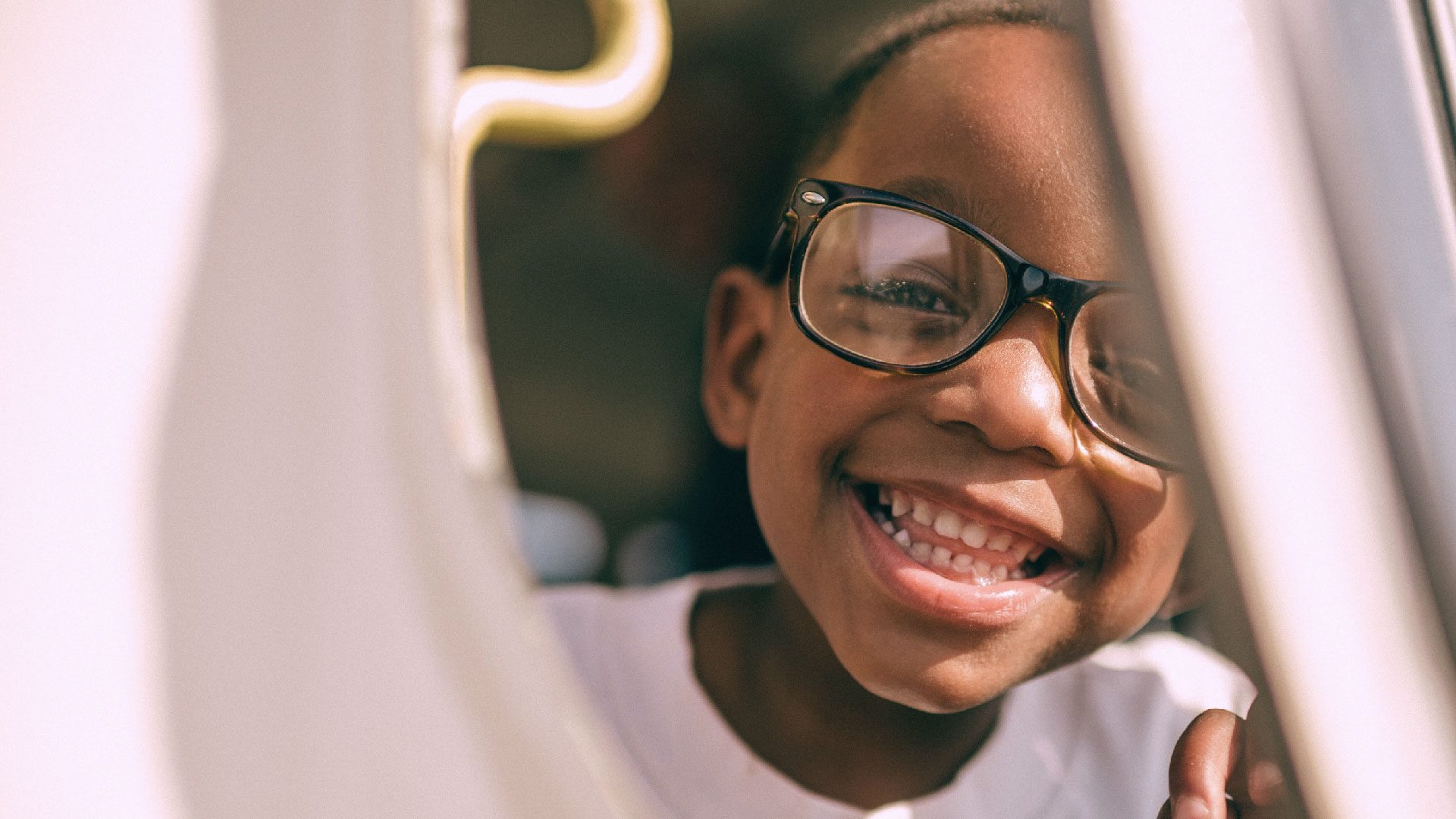 happy child - davis house | child advocate, volunteer opportunities in williamson county
